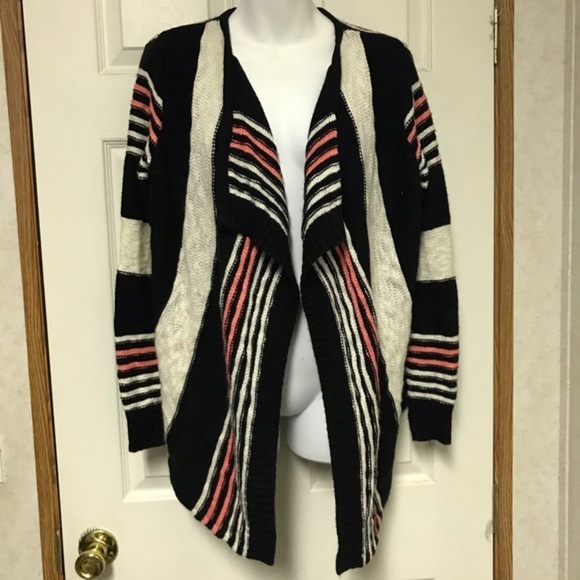 Charlotte Russe medium open front‎ cardigan - Picture 1 of 5